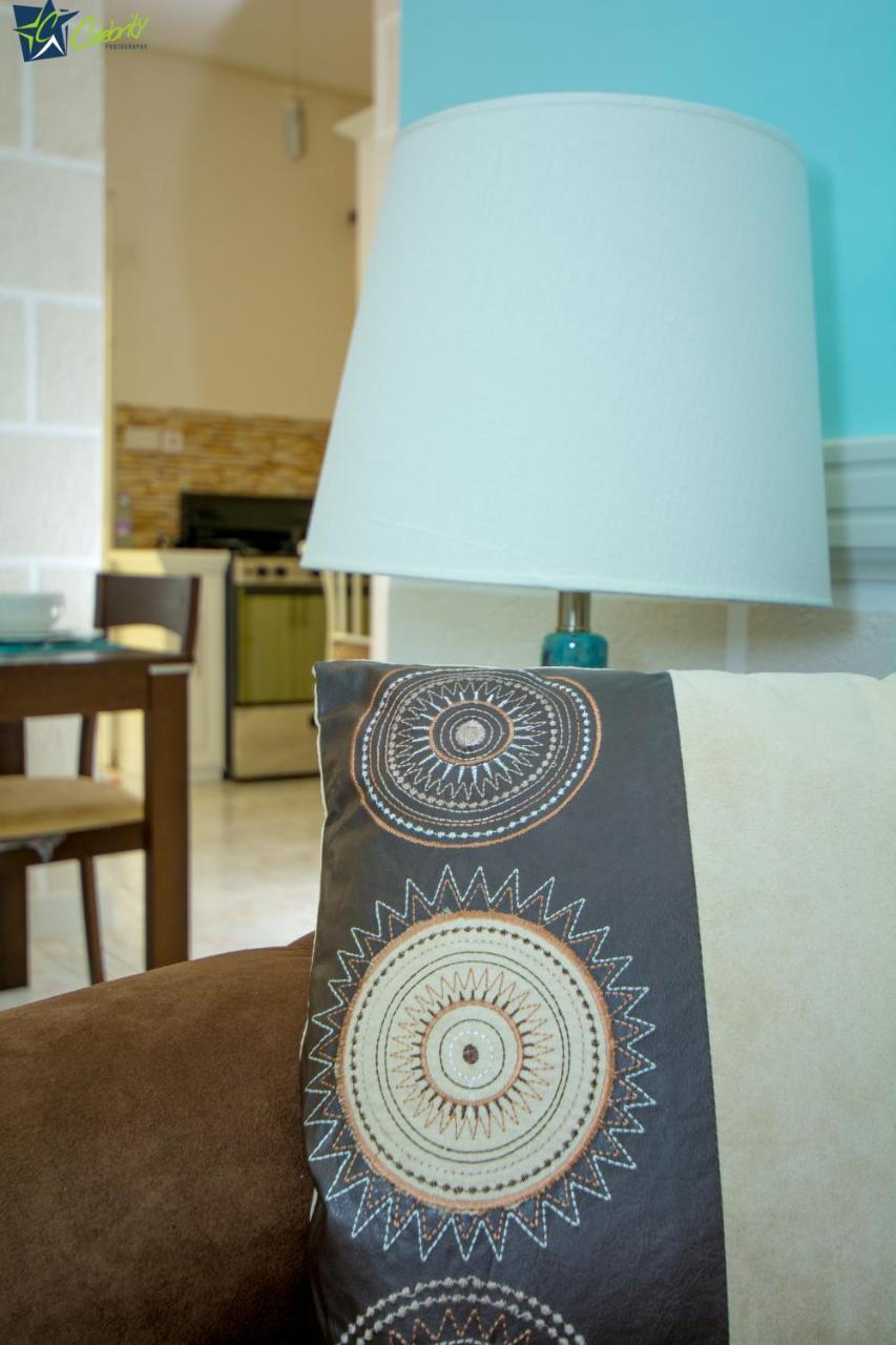 Beach Nest Apt. 2 Bridgetown Bagian luar foto